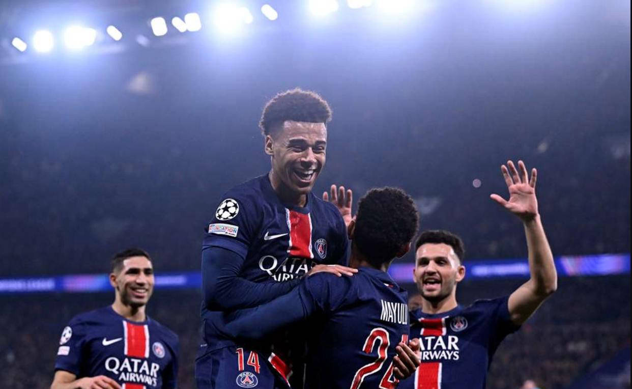 德甲豪门拜仁杀出重围，巴黎圣日耳曼迎来欧冠巅峰大战，剑指三冠王荣耀